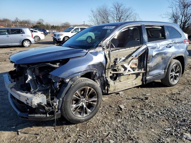 Obraz 1 z 2018 TOYOTA HIGHLANDER LE 2018 z VIN 5TDBZRFH3JS499939