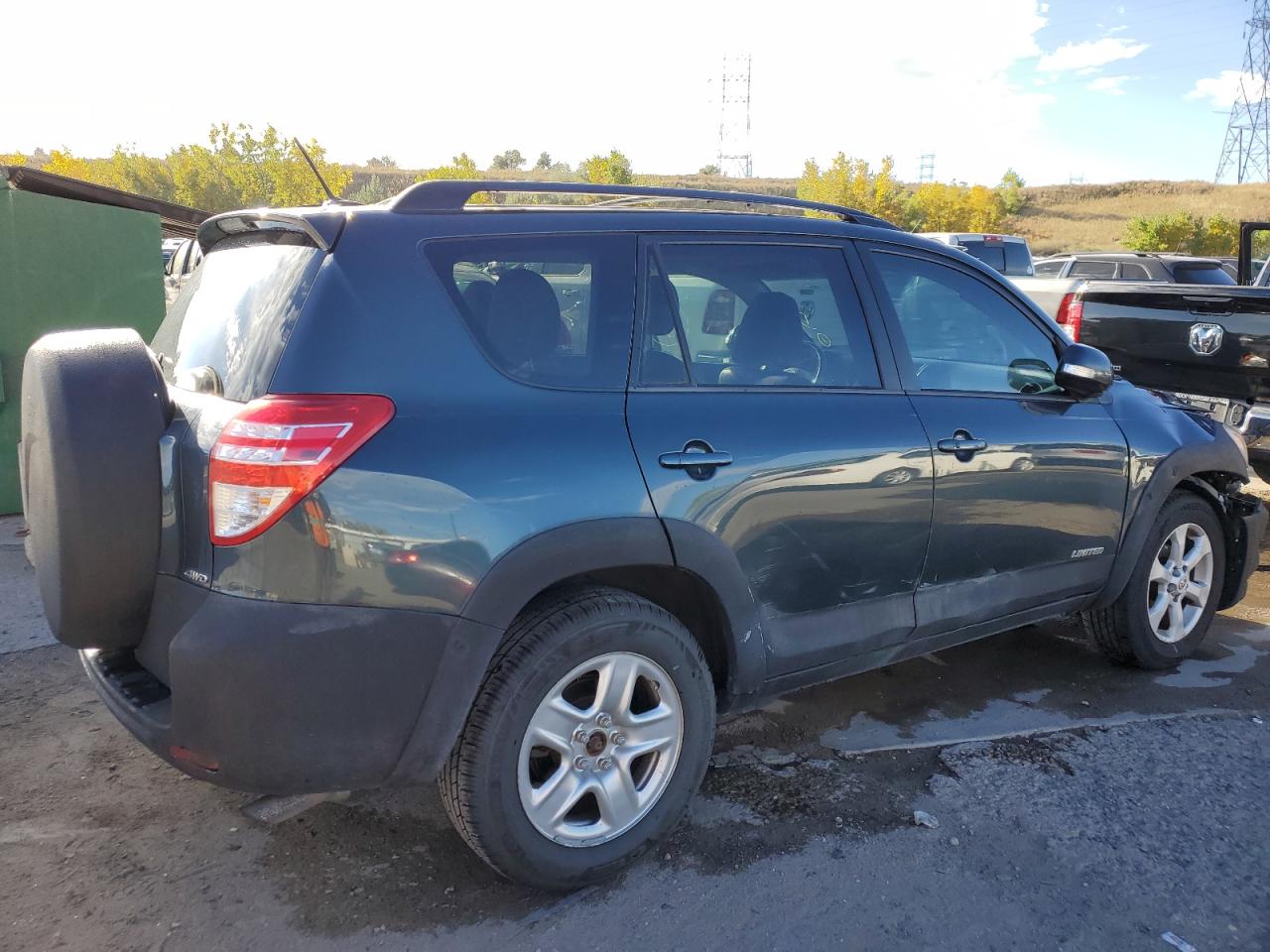 Image 3 of 2012 TOYOTA RAV4 LIMITED 2012 with VIN 2T3DF4DV4CW228256