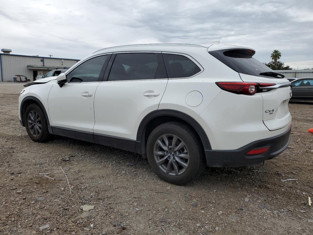 Image 2 of 2022 MAZDA CX-9 TOURING 2022 with VIN JM3TCBCY3N0620728