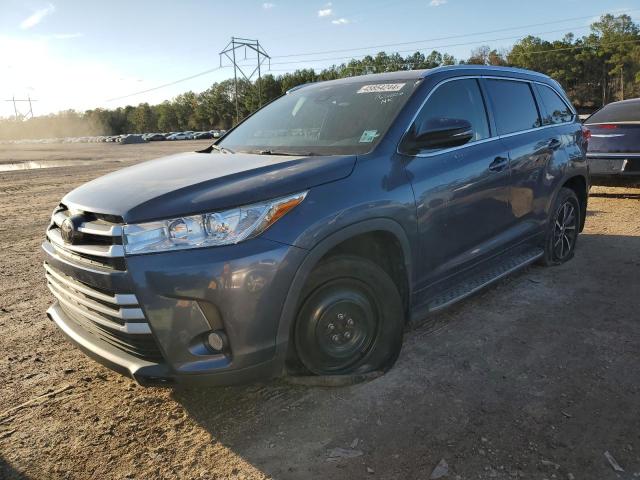 Изображение 1 2018 TOYOTA HIGHLANDER SE 2018 с VIN 5TDKZRFH2JS266828