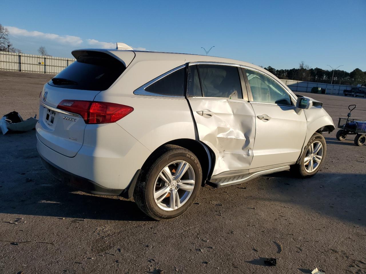 Obraz 3 z 2014 ACURA RDX TECHNOLOGY 2014 z VIN 5J8TB4H54EL019477