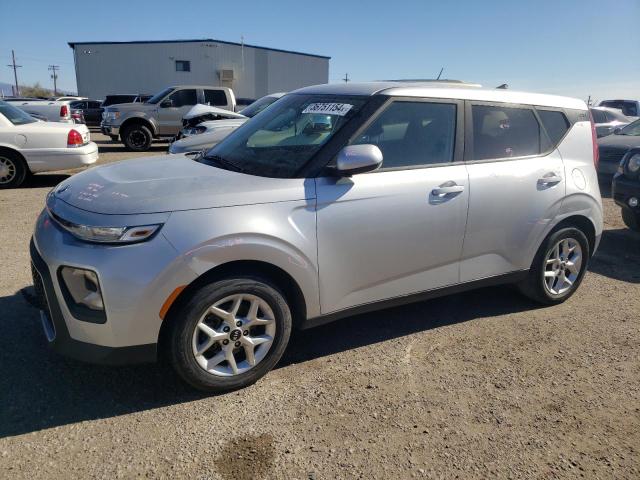 Obraz 1 z 2020 KIA SOUL LX 2020 z VIN KNDJ23AU2L7102090
