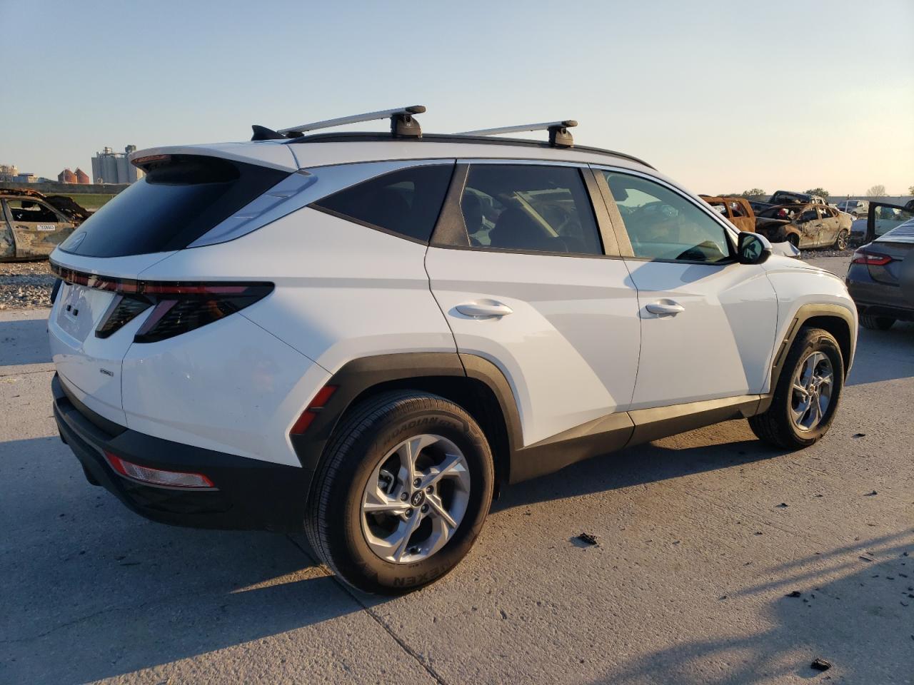 Image 3 of 2023 HYUNDAI TUCSON SEL 2023 with VIN 5NMJBCAE8PH281694