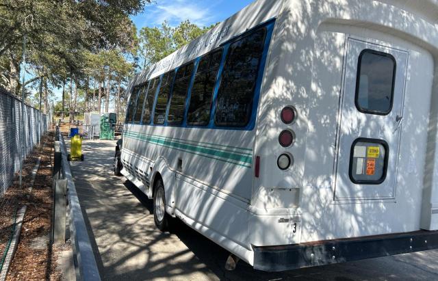 Image 3 of 2003 FORD ECONOLINE E550 SUPER DUTY CUTAWAY VAN 2003 with VIN 1FDAE55F03HA68557