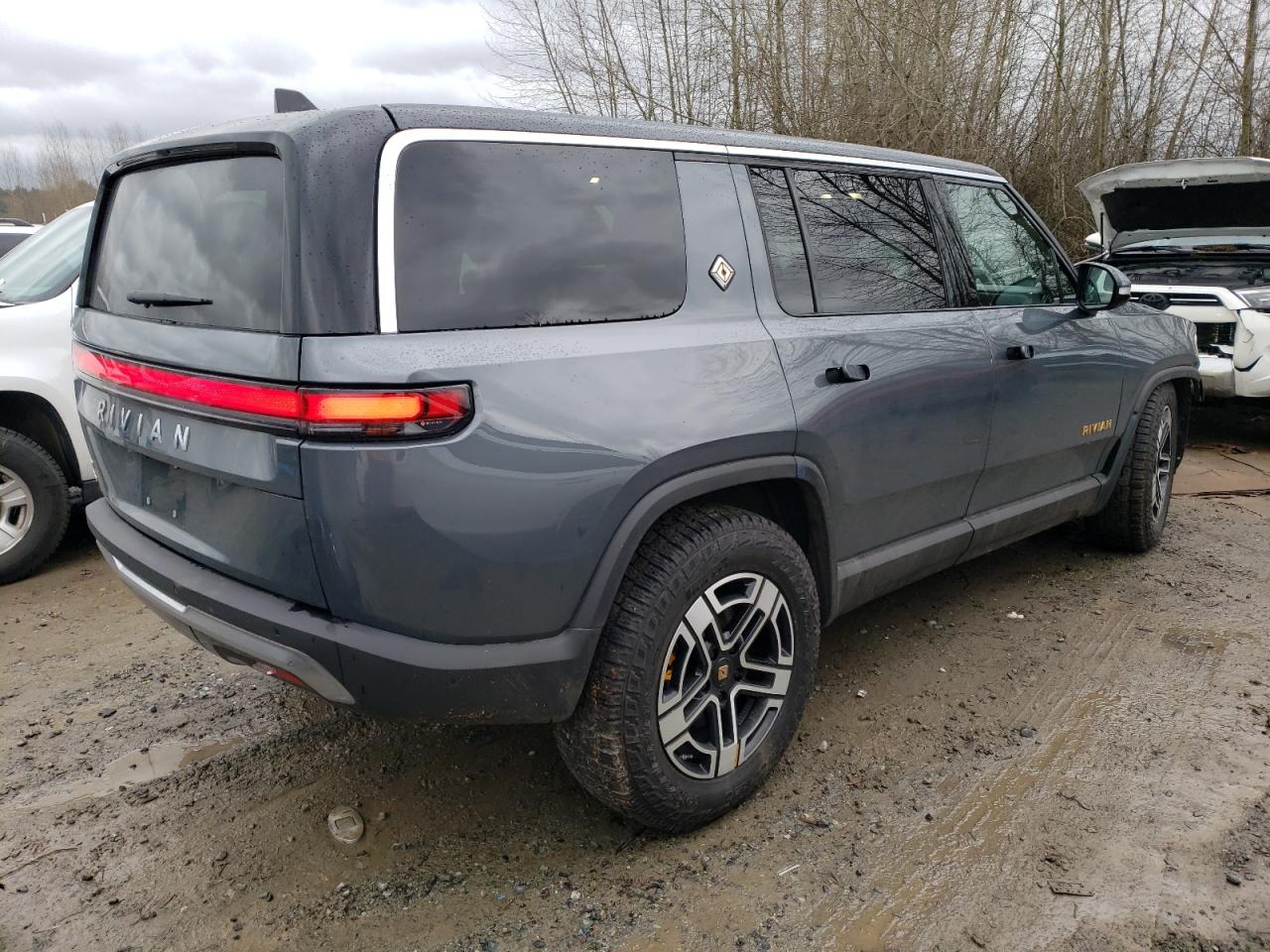 Image 3 of 2023 RIVIAN R1S ADVENTURE 2023 with VIN 7PDSGABA1PN013071