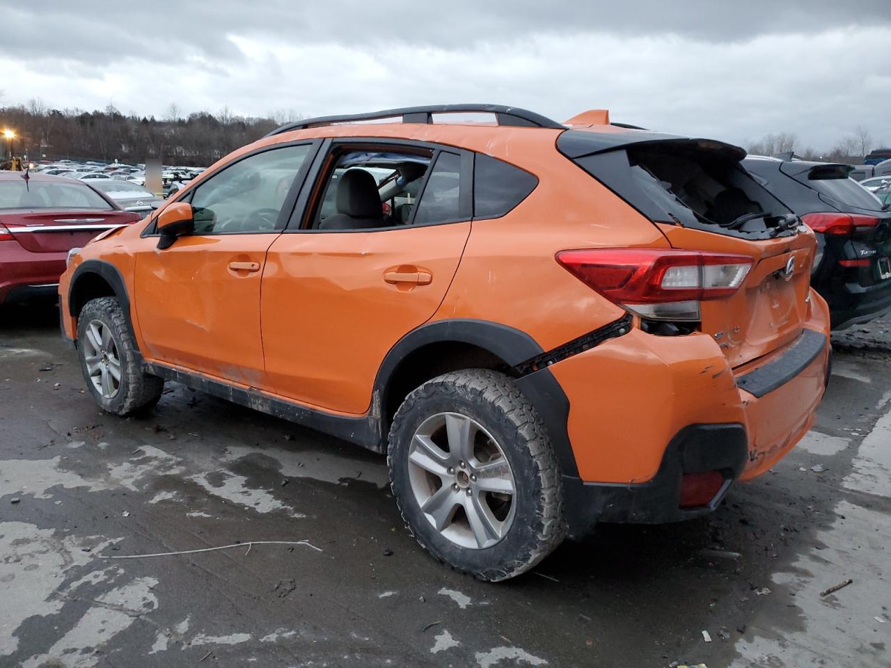 Image 2 of 2019 SUBARU CROSSTREK PREMIUM 2019 with VIN JF2GTADC3K8335727