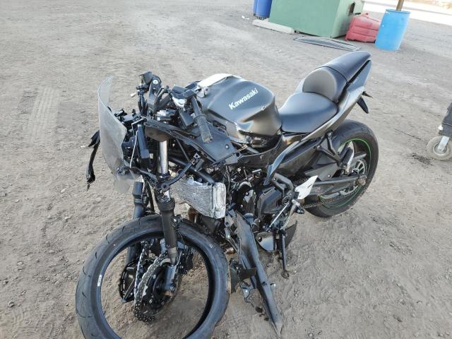 Image 2 of 2024 KAWASAKI EX650 R 2024 with VIN ML5EXER14RDAB5108
