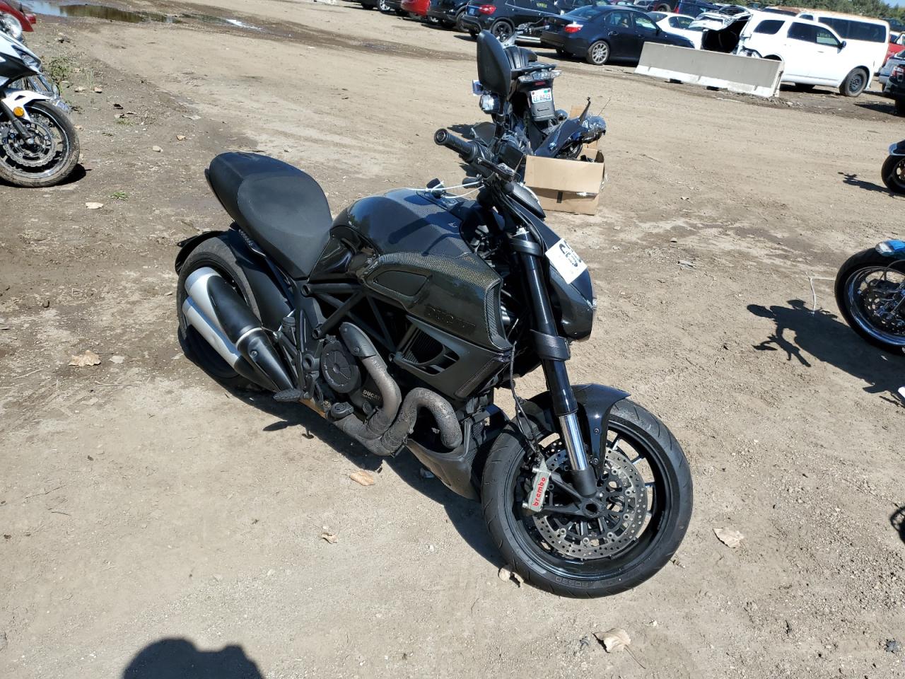 2011 DUCATI DIAVEL  2011 image