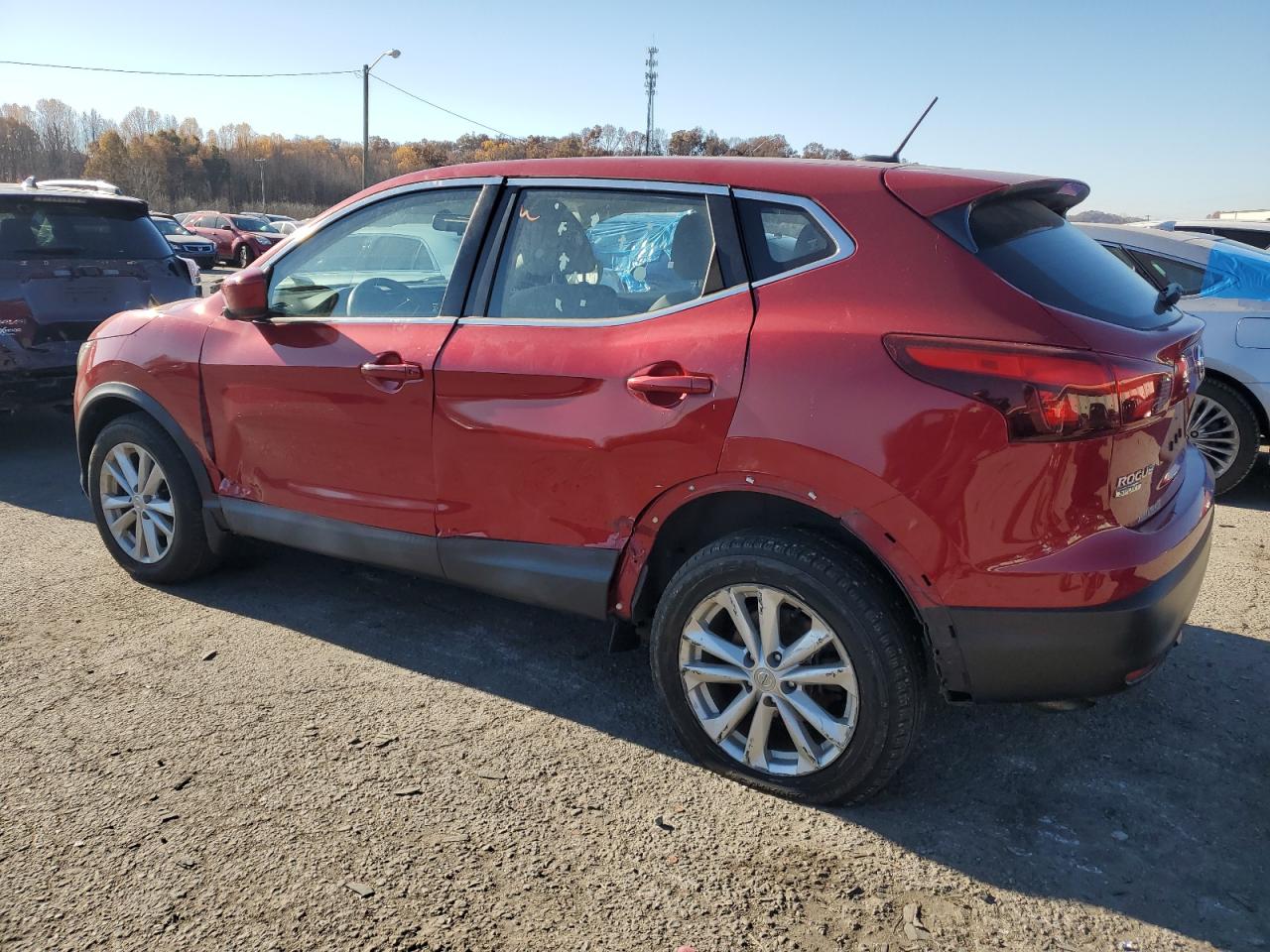 Изображение 2 2017 NISSAN ROGUE SPORT S 2017 с VIN JN1BJ1CR0HW104148