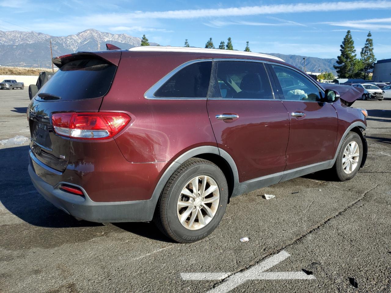 Obraz 3 z 2018 KIA SORENTO LX 2018 z VIN 5XYPG4A31JG344314