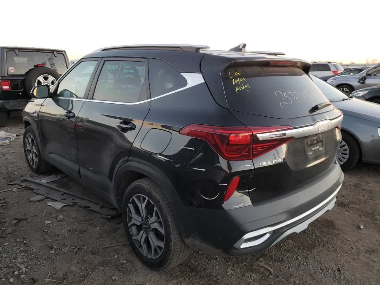 Изображение 2 2022 KIA SELTOS EX 2022 с VIN KNDERCAA4N7257830