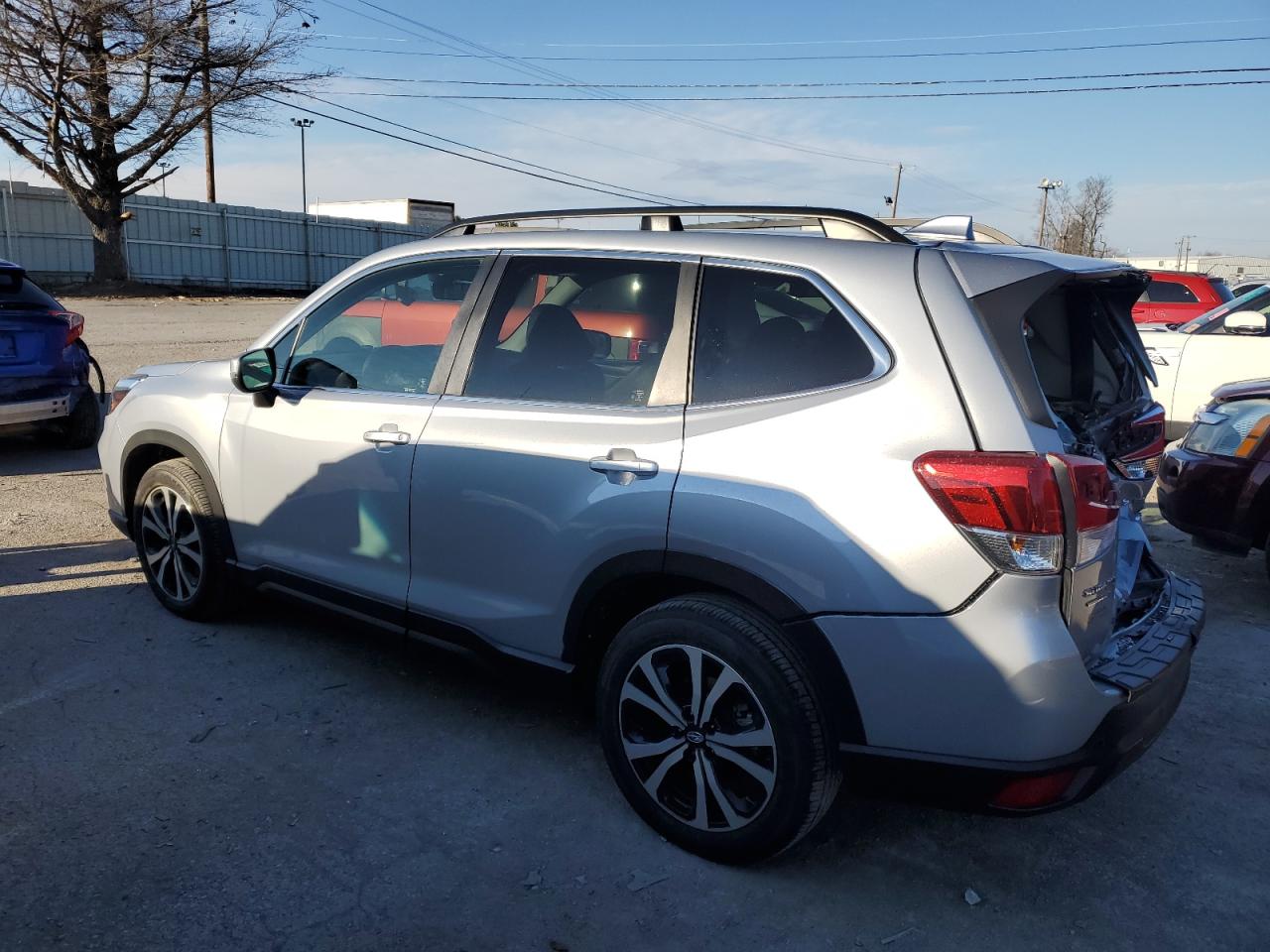 Изображение 2 2021 SUBARU FORESTER LIMITED 2021 с VIN JF2SKAUC6MH414289