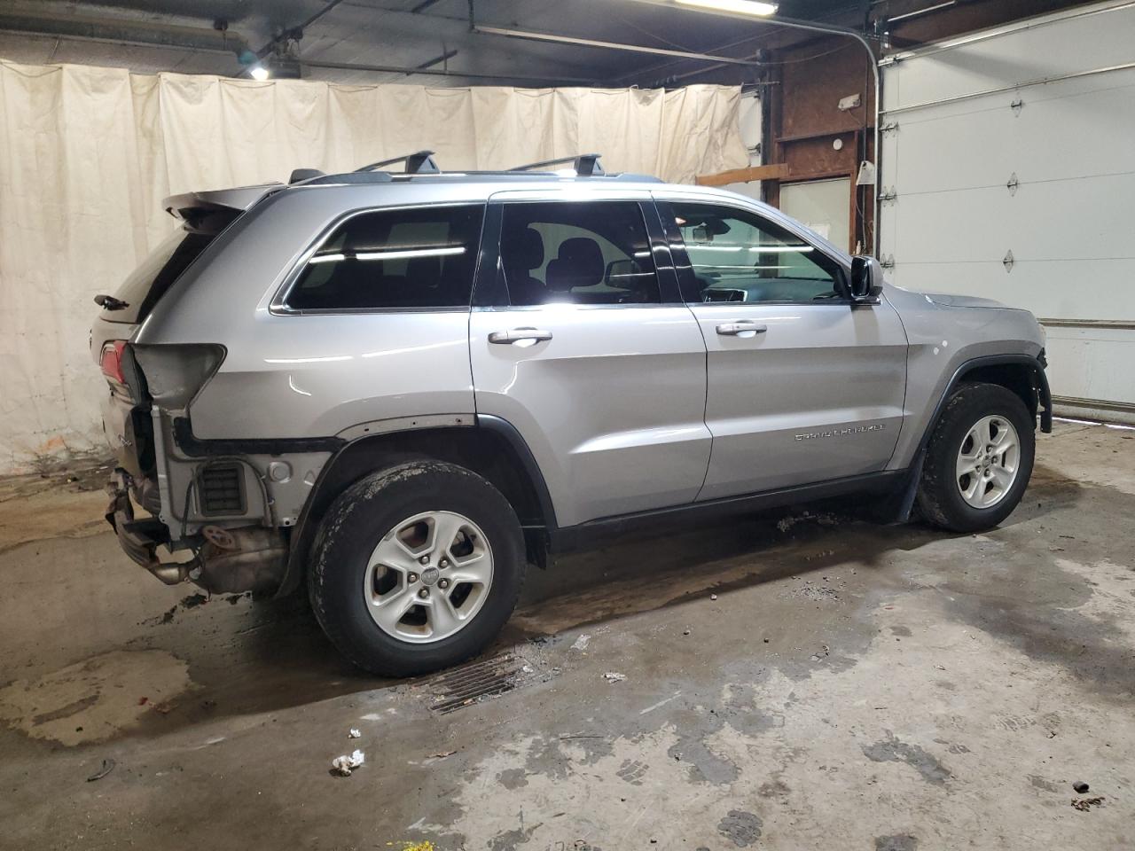 Image 3 of 2015 JEEP GRAND CHEROKEE LAREDO 2015 with VIN 1C4RJFAG2FC828769