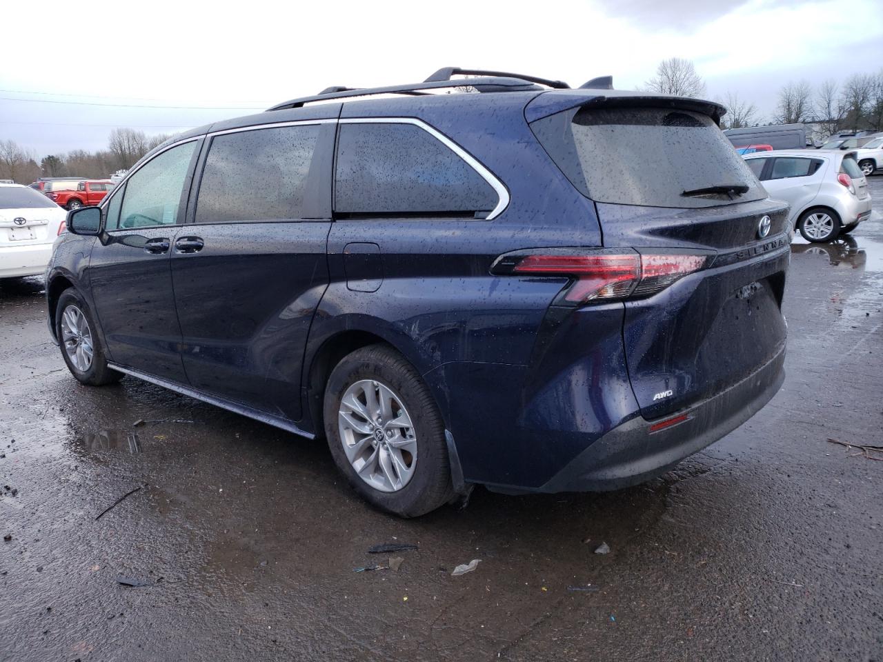 Изображение 2 2022 TOYOTA SIENNA LE 2022 с VIN 5TDBSKFC8NS063030