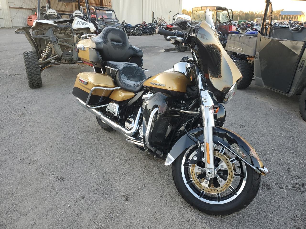 Изображение 1 2017 HARLEY-DAVIDSON FLHTK ULTRA LIMITED 2017 с VIN 1HD1KED10HB624622