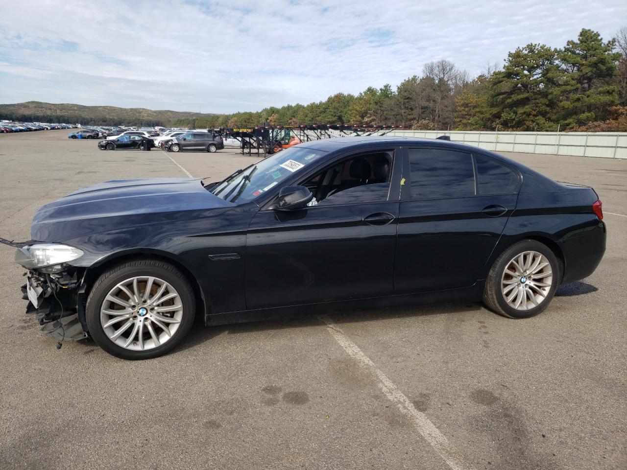 Obraz 1 z 2016 BMW 535 XI 2016 z VIN WBA5B3C59GG252949