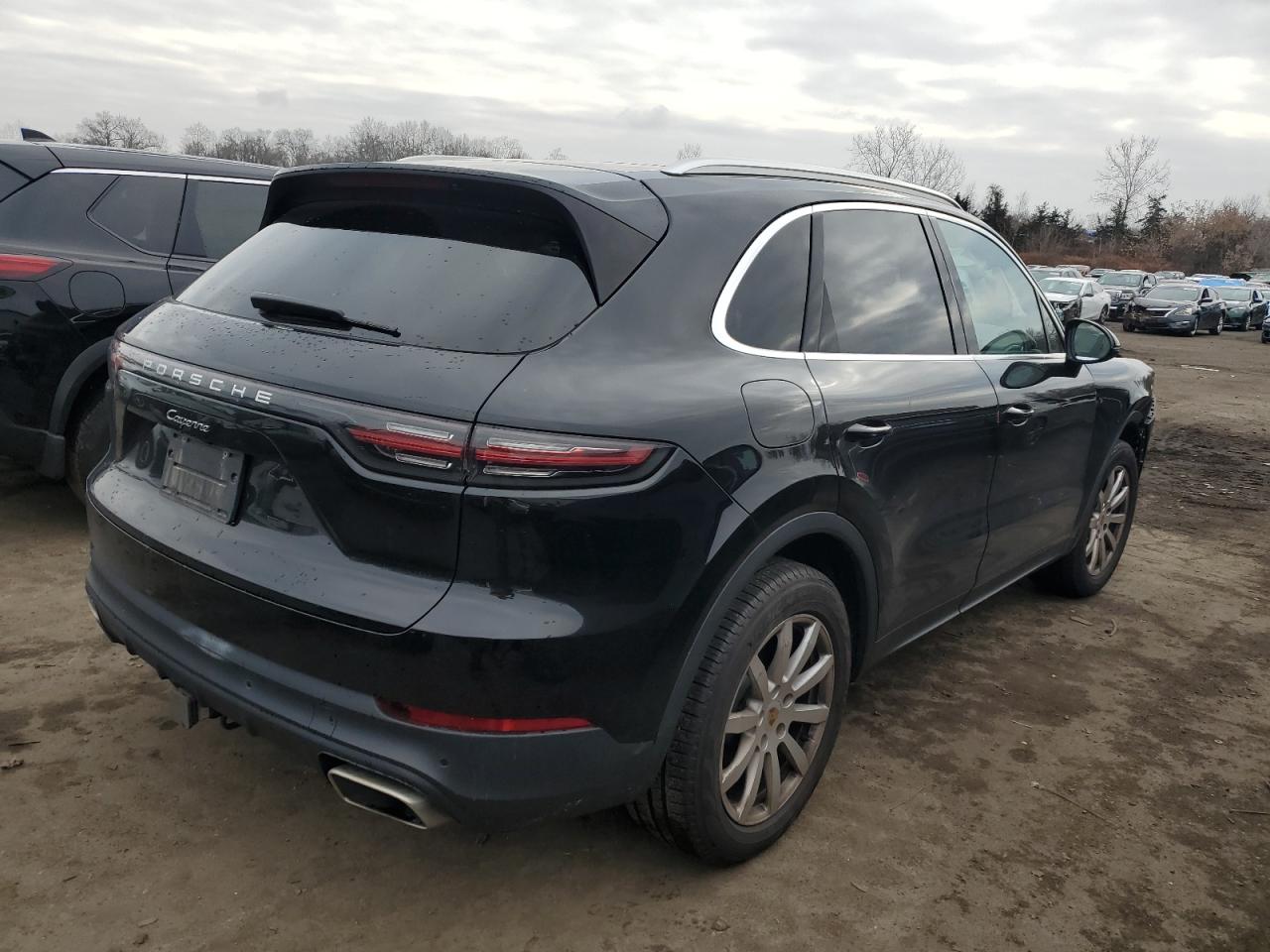 Image 3 of 2019 PORSCHE CAYENNE  2019 with VIN WP1AA2AY7KDA11752