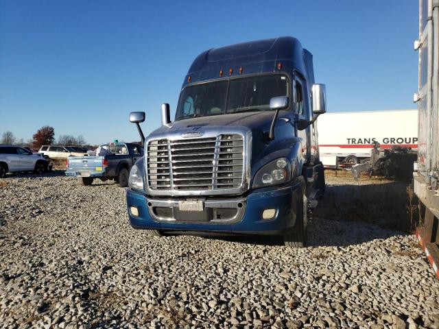 Изображение 2 2016 FREIGHTLINER CASCADIA 125  2016 с VIN 3AKJGLD57GSGX3187