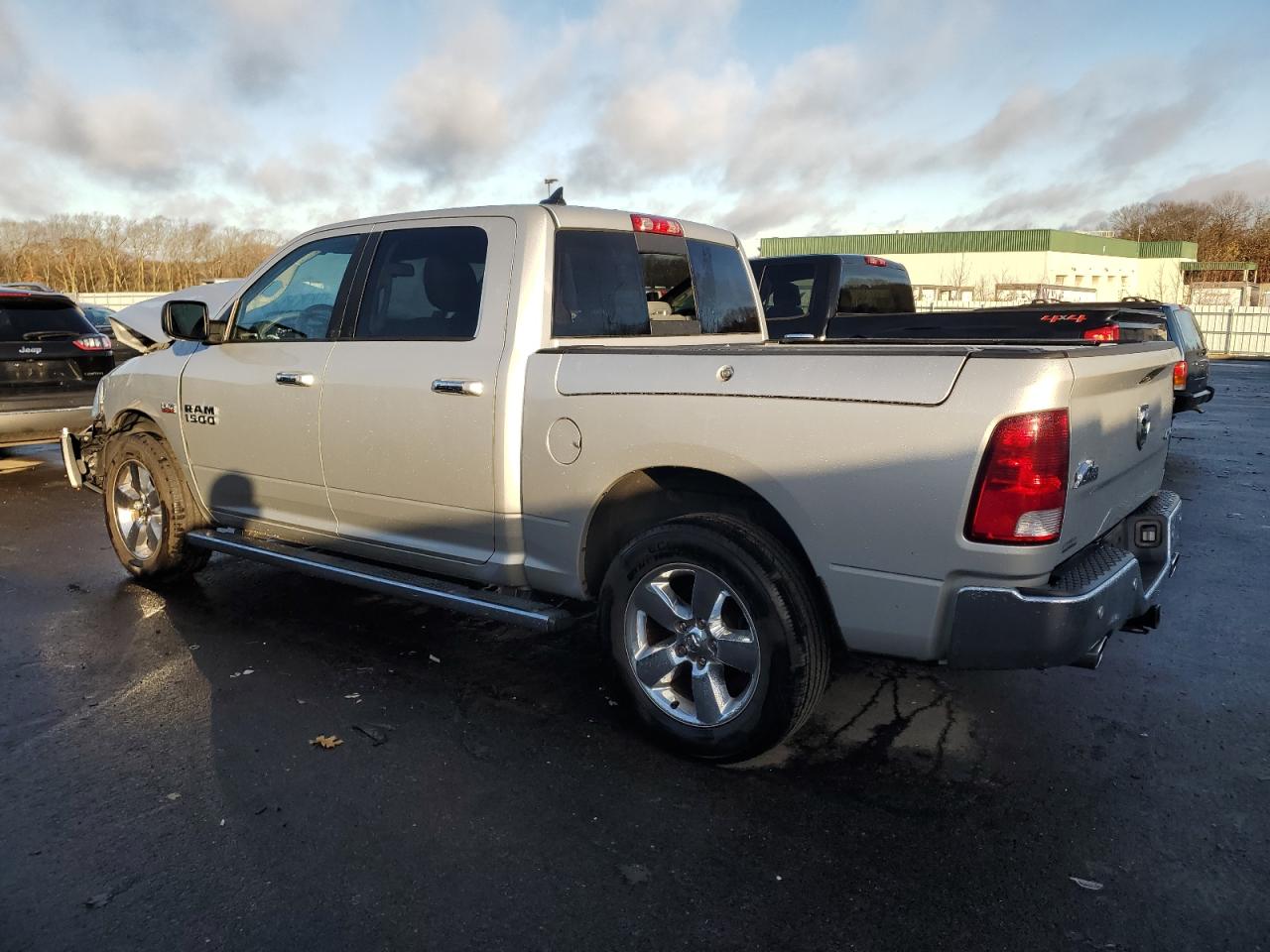 Obraz 2 z 2018 RAM 1500 SLT 2018 z VIN 1C6RR7LT0JS156385
