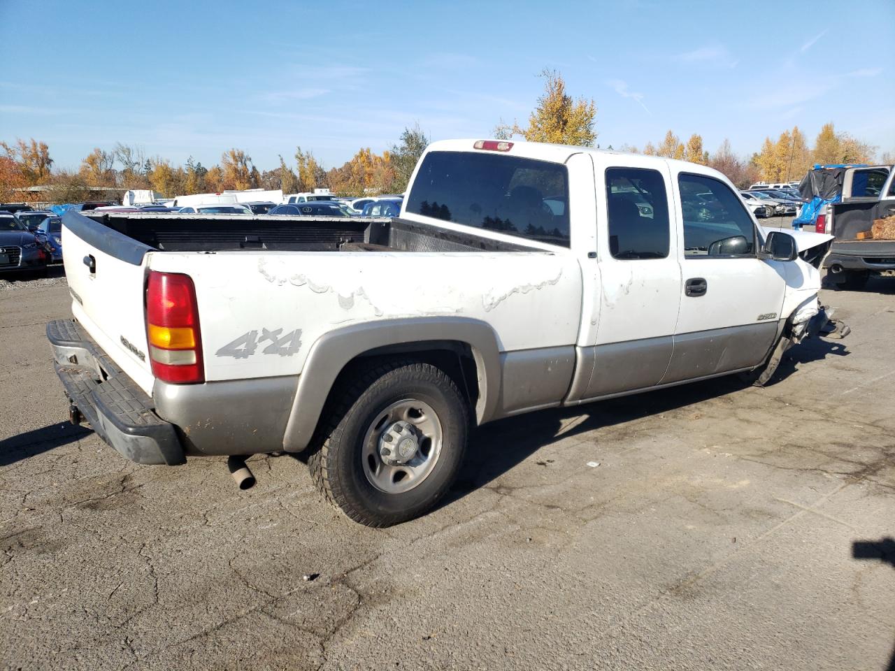 Image 3 of 1999 CHEVROLET SILVERADO K2500 1999 with VIN 1GCGK29U4XE142925
