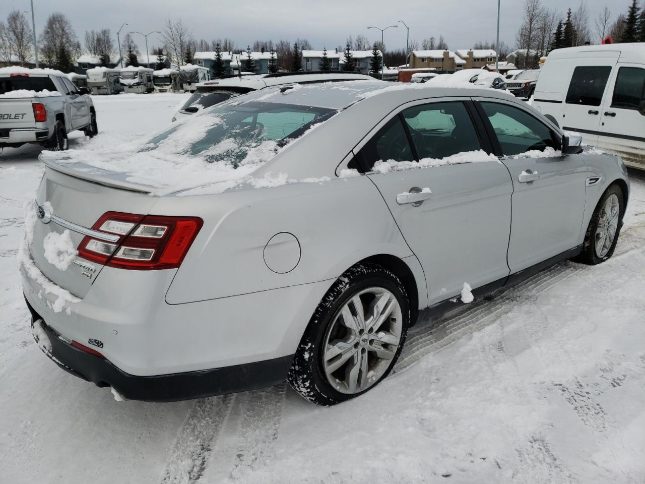 Изображение 3 2019 FORD TAURUS LIMITED 2019 с VIN 1FAHP2J80KG112411