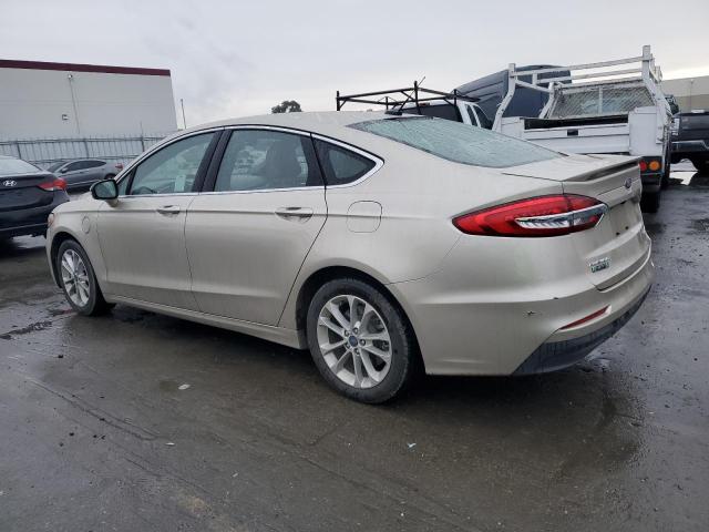 Image 2 of 2019 FORD FUSION TITANIUM 2019 with VIN 3FA6P0SU9KR232983