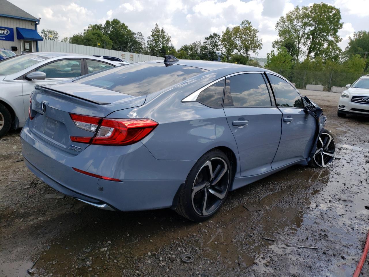 Image 3 of 2022 HONDA ACCORD HYBRID SPORT 2022 with VIN 1HGCV3F24NA037712