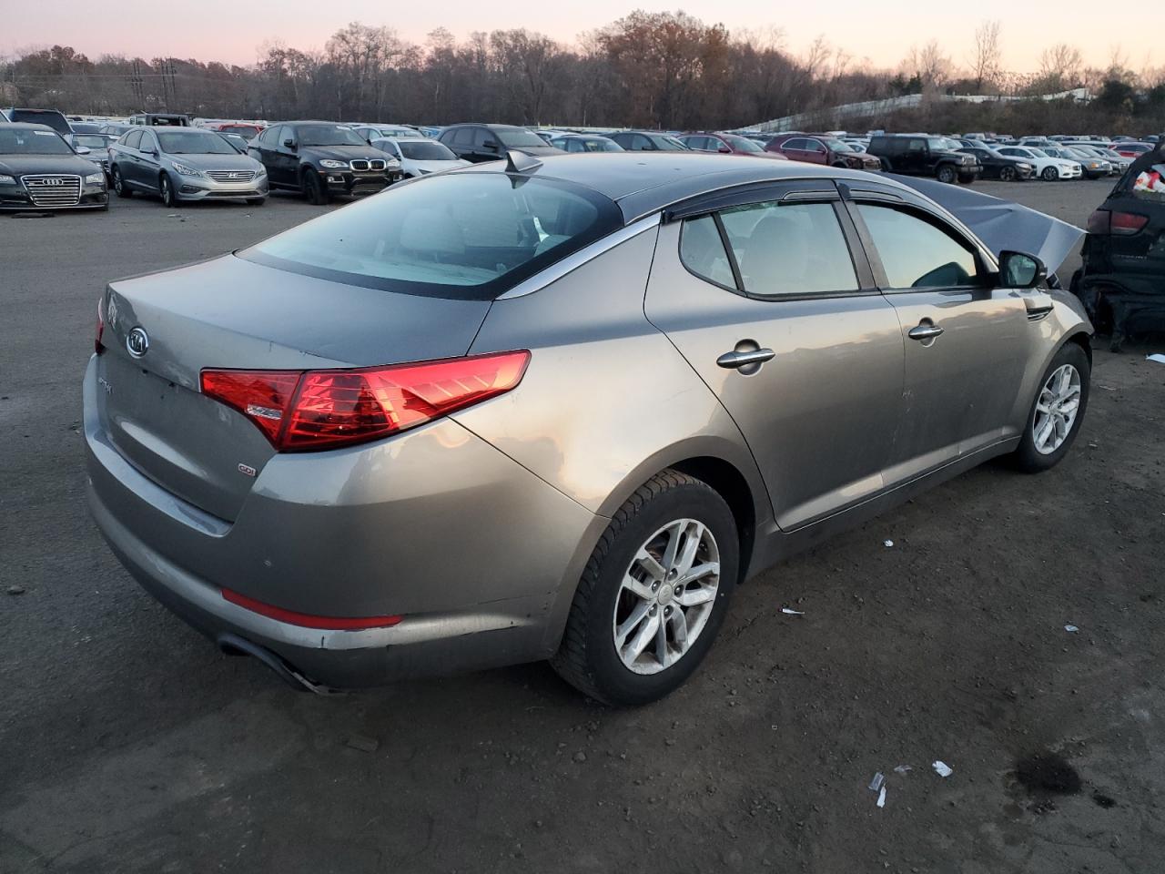 Изображение 3 2012 KIA OPTIMA LX 2012 с VIN 5XXGM4A76CG064584