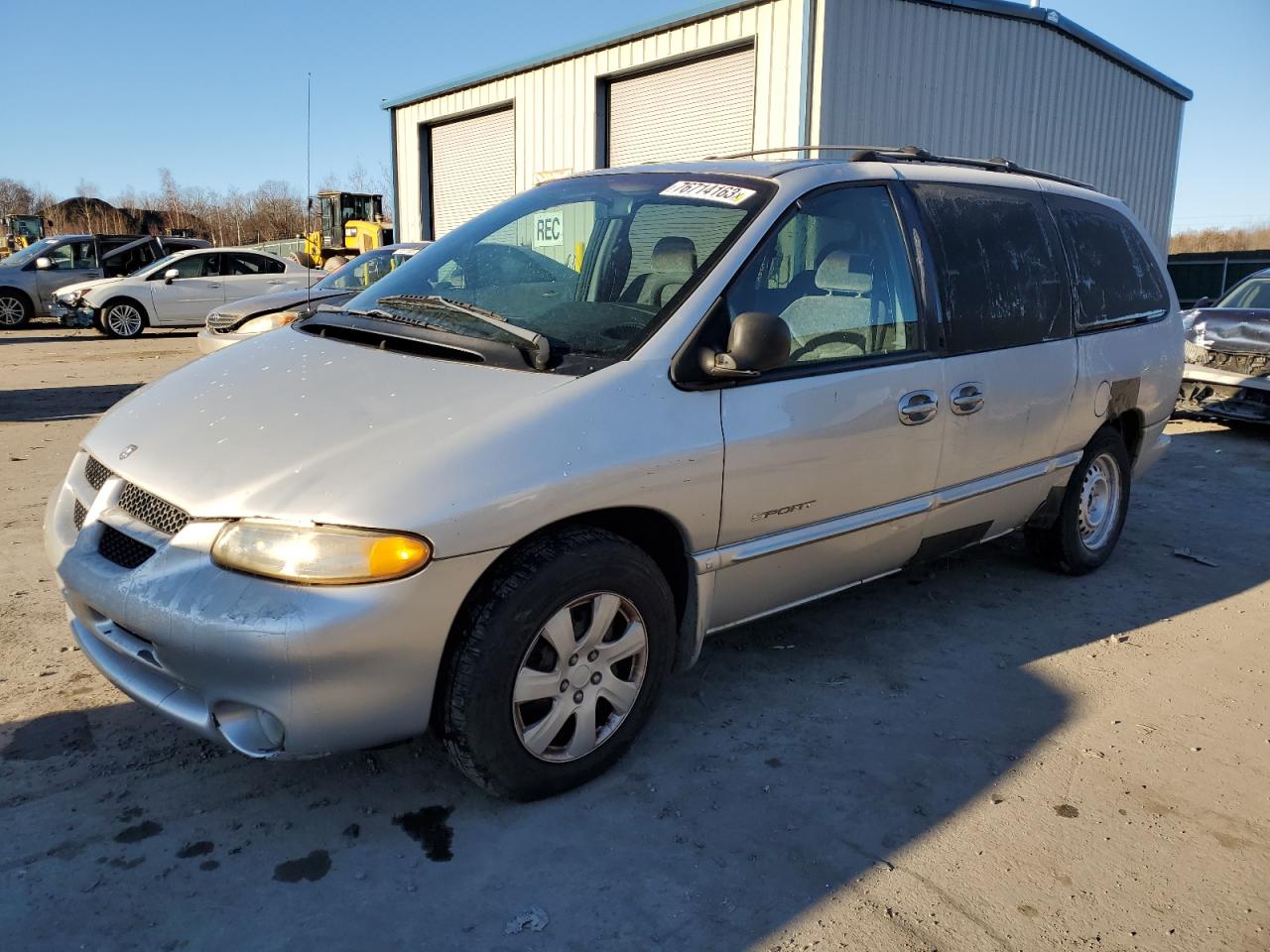 Image 1 of 2000 DODGE GRAND CARAVAN SE 2000 with VIN 2B4GP44G0YR534610