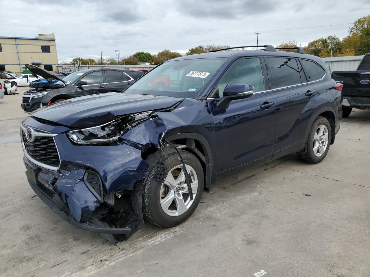 Image 1 of 2021 TOYOTA HIGHLANDER L 2021 with VIN 5TDCZRBH8MS144361