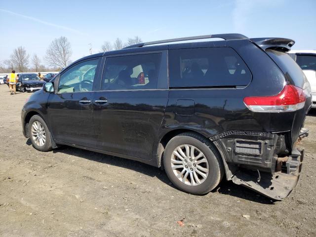 Изображение 2 2013 TOYOTA SIENNA XLE 2013 с VIN 5TDYK3DC3DS334903