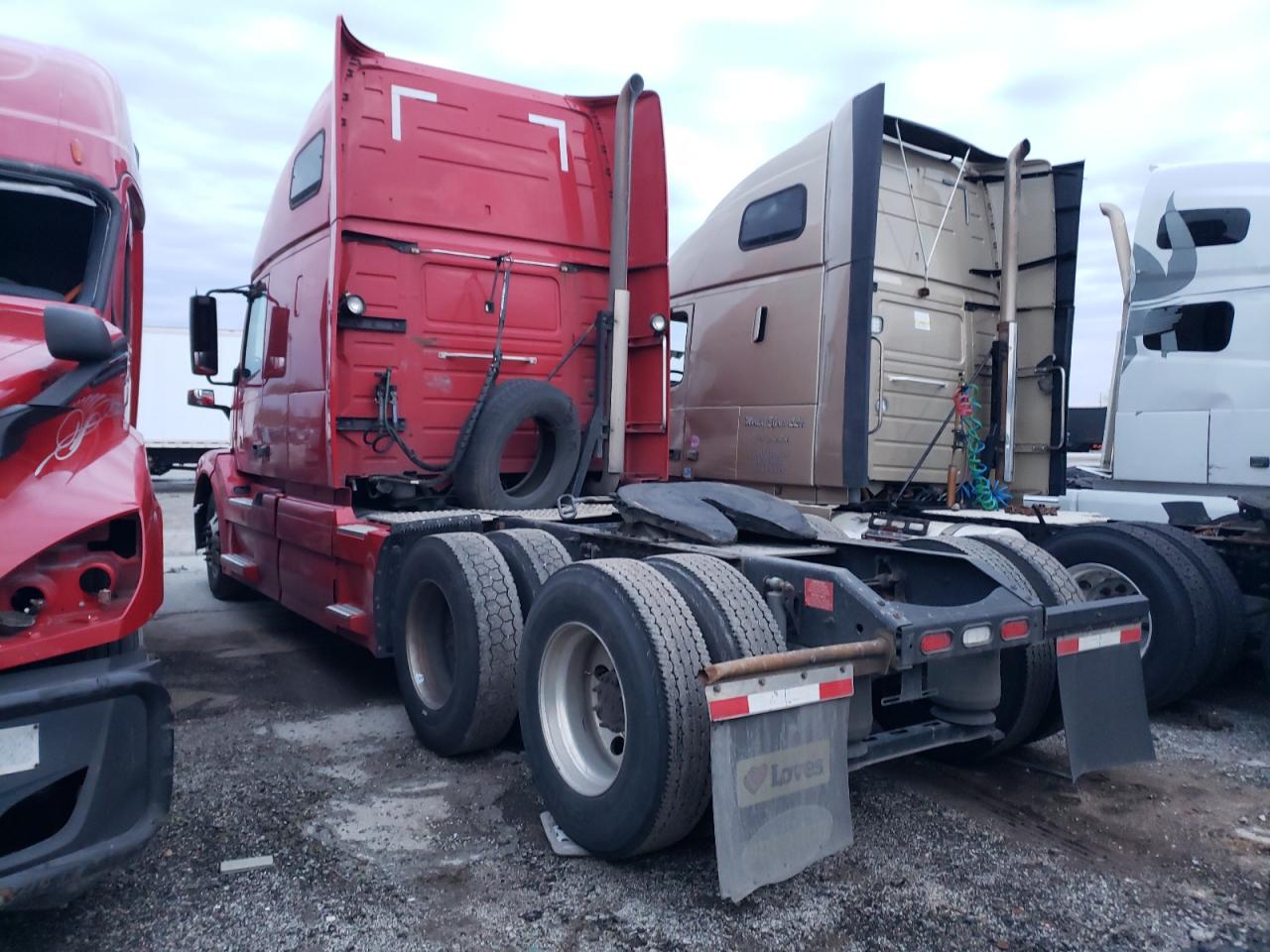 Image 3 of 2016 VOLVO VN VNL 2016 with VIN 4V4NC9EJ8GN927560