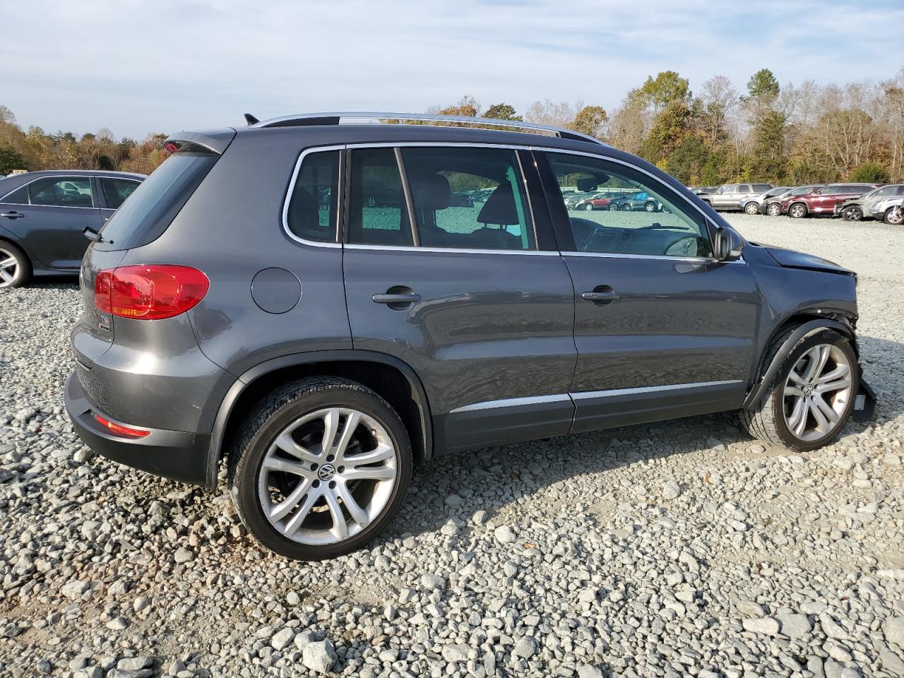 Изображение 3 2016 VOLKSWAGEN TIGUAN S 2016 с VIN WVGBV7AX1GW564872
