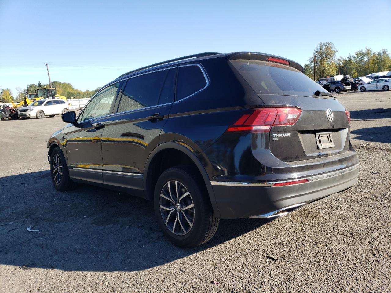 Image 2 of 2020 VOLKSWAGEN TIGUAN SE 2020 with VIN 3VV2B7AX3LM094742