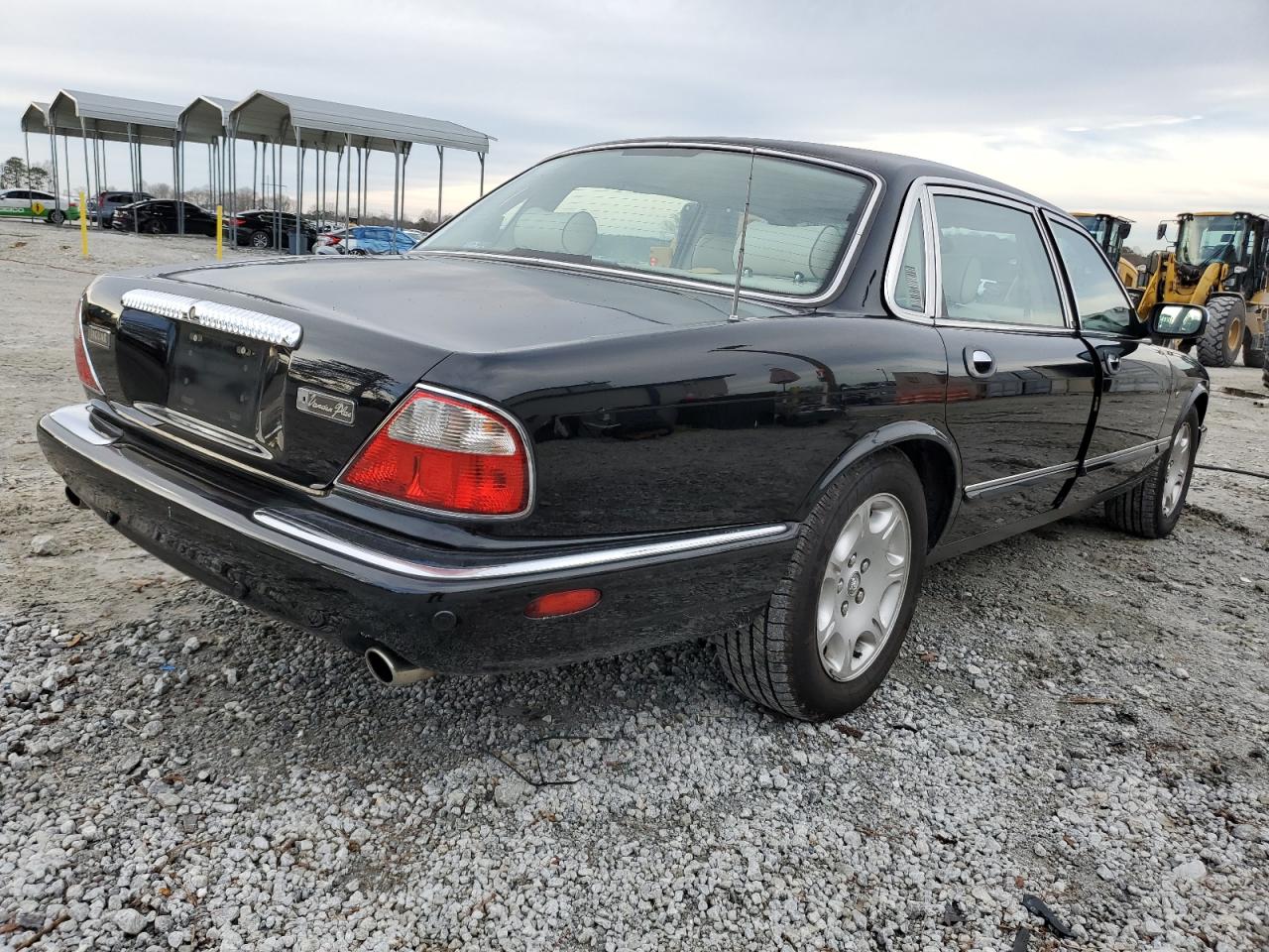 Изображение 3 2003 JAGUAR VANDENPLAS  2003 с VIN SAJDA24C03LF58095