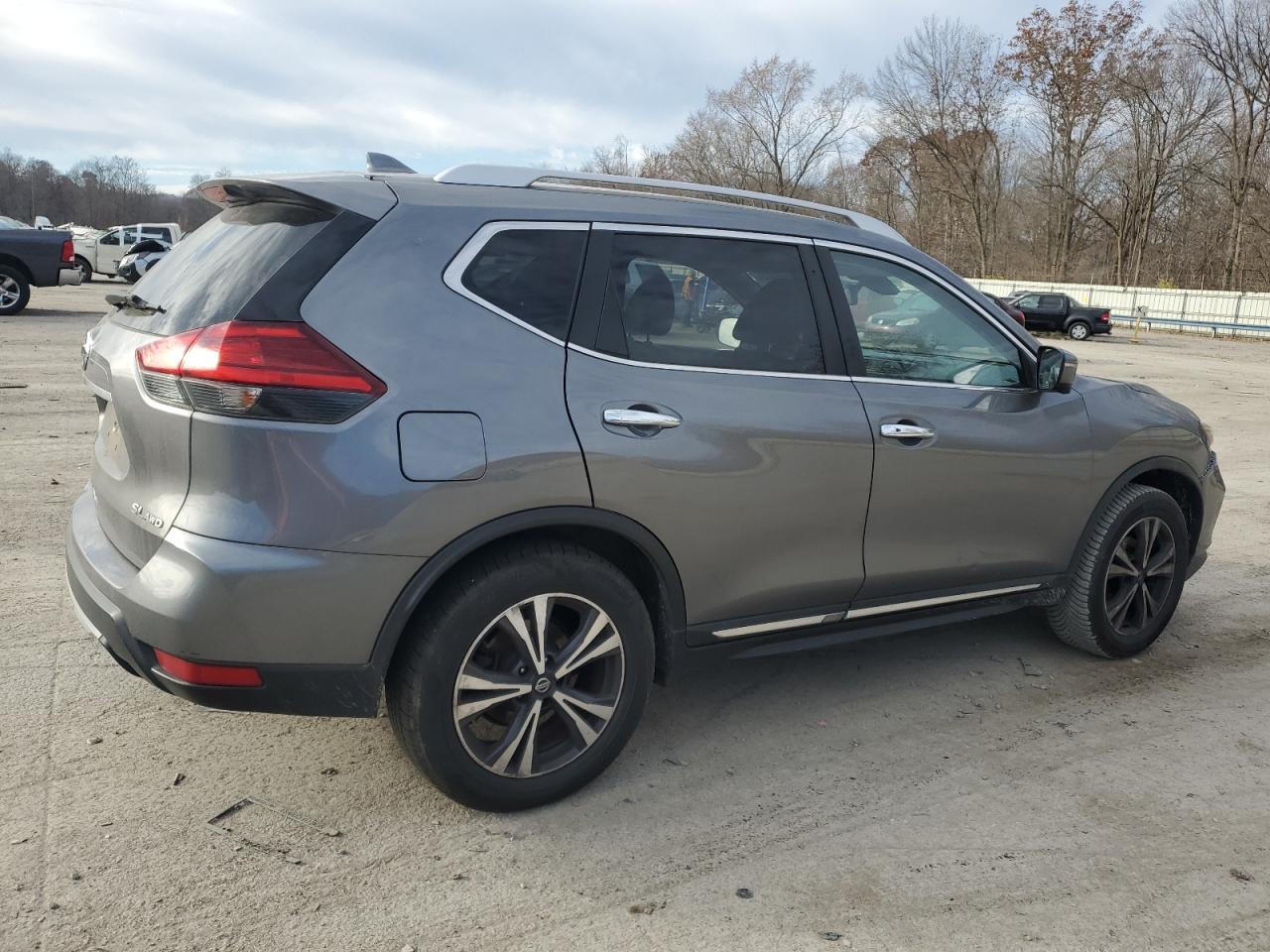 Изображение 3 2017 NISSAN ROGUE S 2017 с VIN JN8AT2MV8HW271303
