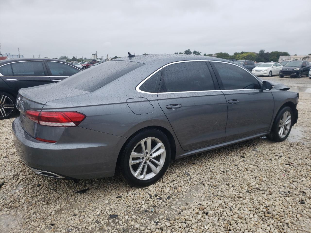Изображение 3 2020 VOLKSWAGEN PASSAT SE 2020 с VIN 1VWSA7A3XLC006542