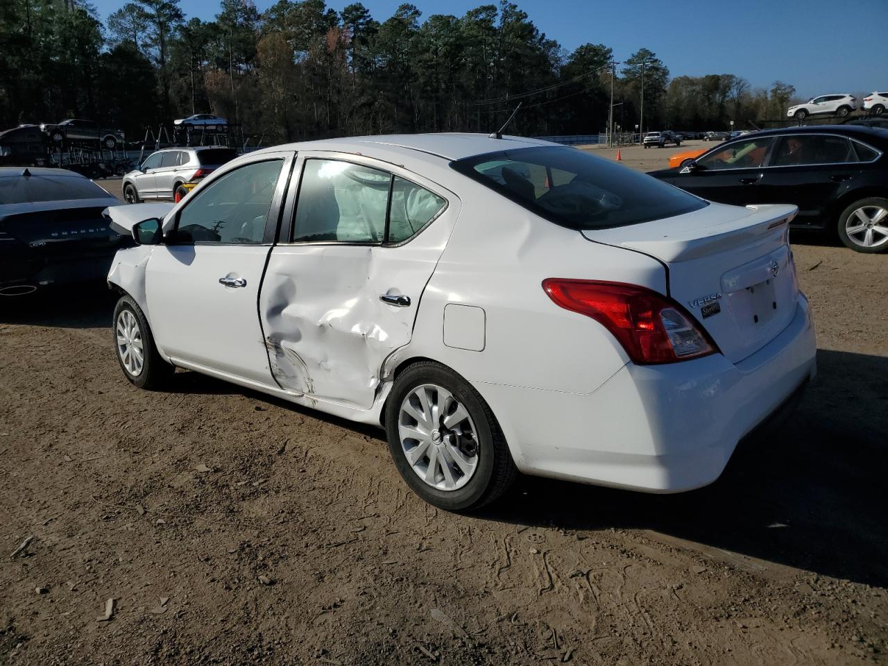 Image 2 of 2019 NISSAN VERSA S 2019 with VIN 3N1CN7AP7KL852471