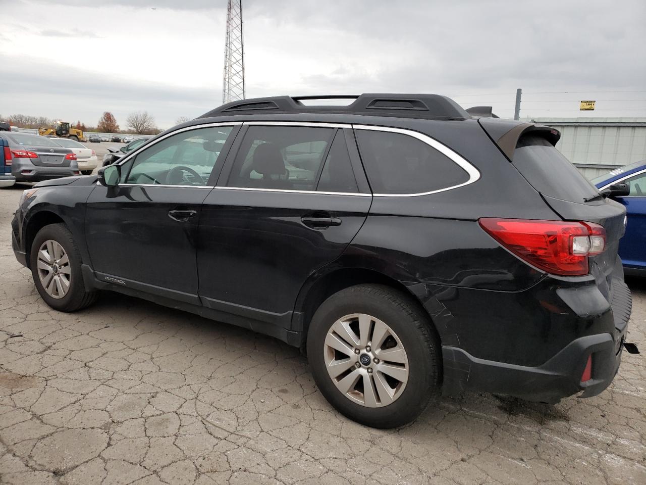 Изображение 2 2018 SUBARU OUTBACK 2.5I PREMIUM 2018 с VIN 4S4BSAFCXJ3266695