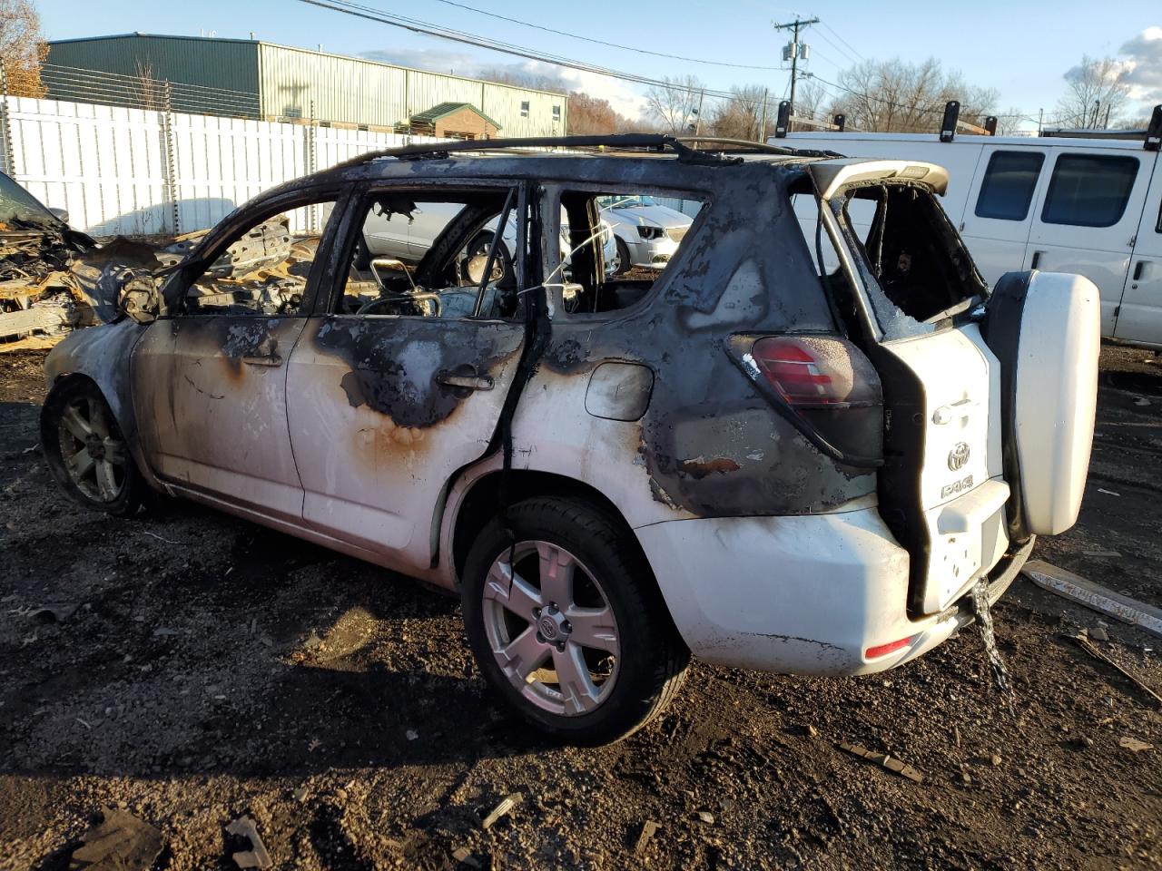 Image 2 of 2011 TOYOTA RAV4  2011 with VIN 2T3BF4DV1BW097308