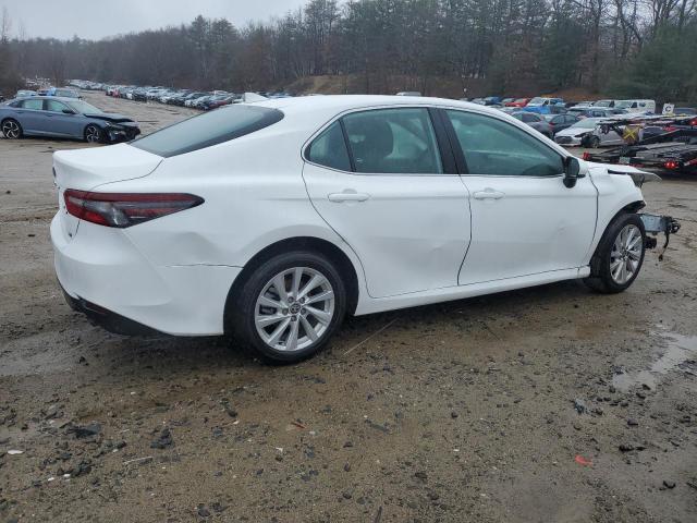 Obraz 3 z 2024 TOYOTA CAMRY LE 2024 z VIN 4T1C11AK6RU189982