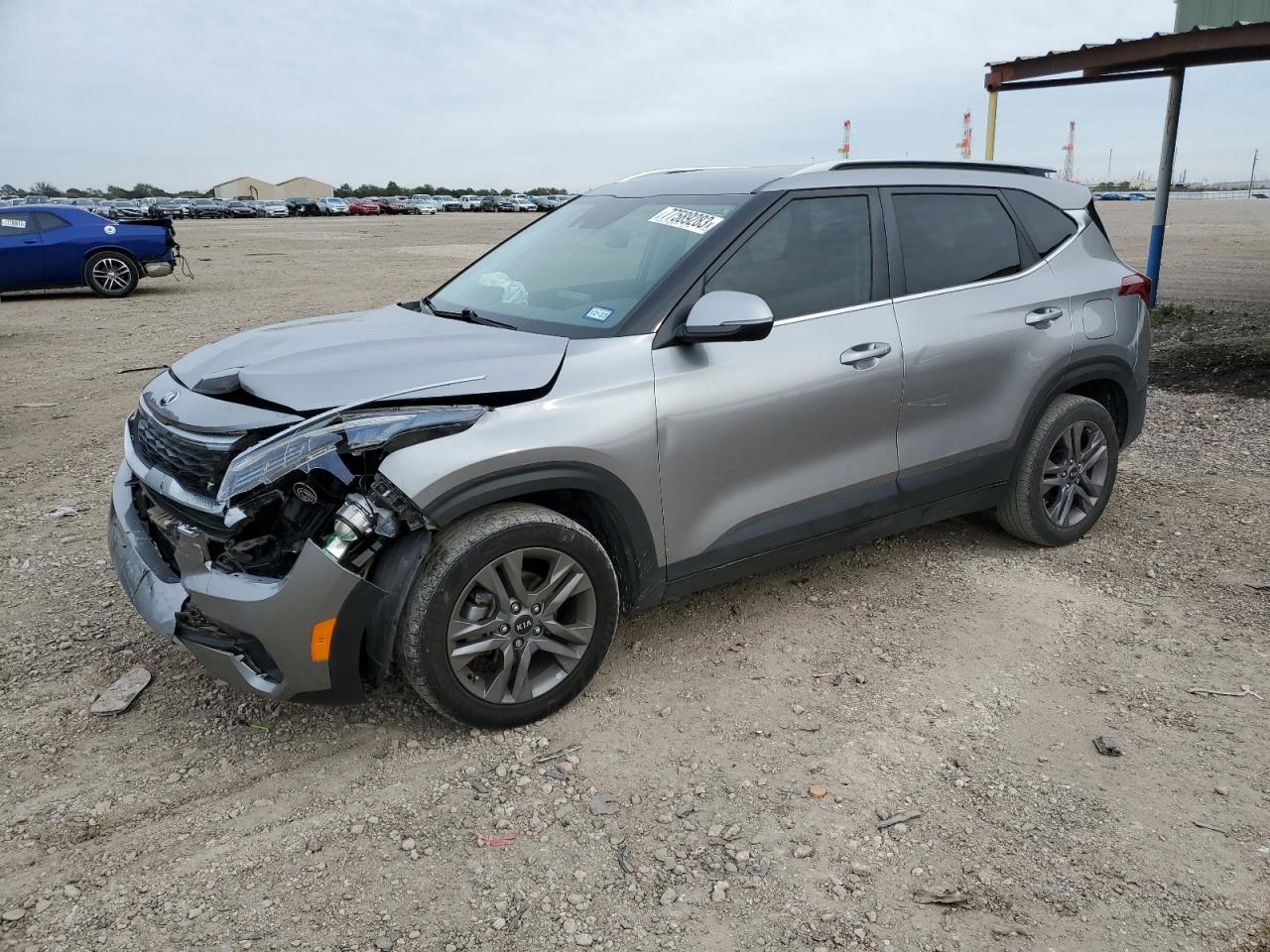 Image 1 of 2021 KIA SELTOS S 2021 with VIN KNDEU2AA0M7052206