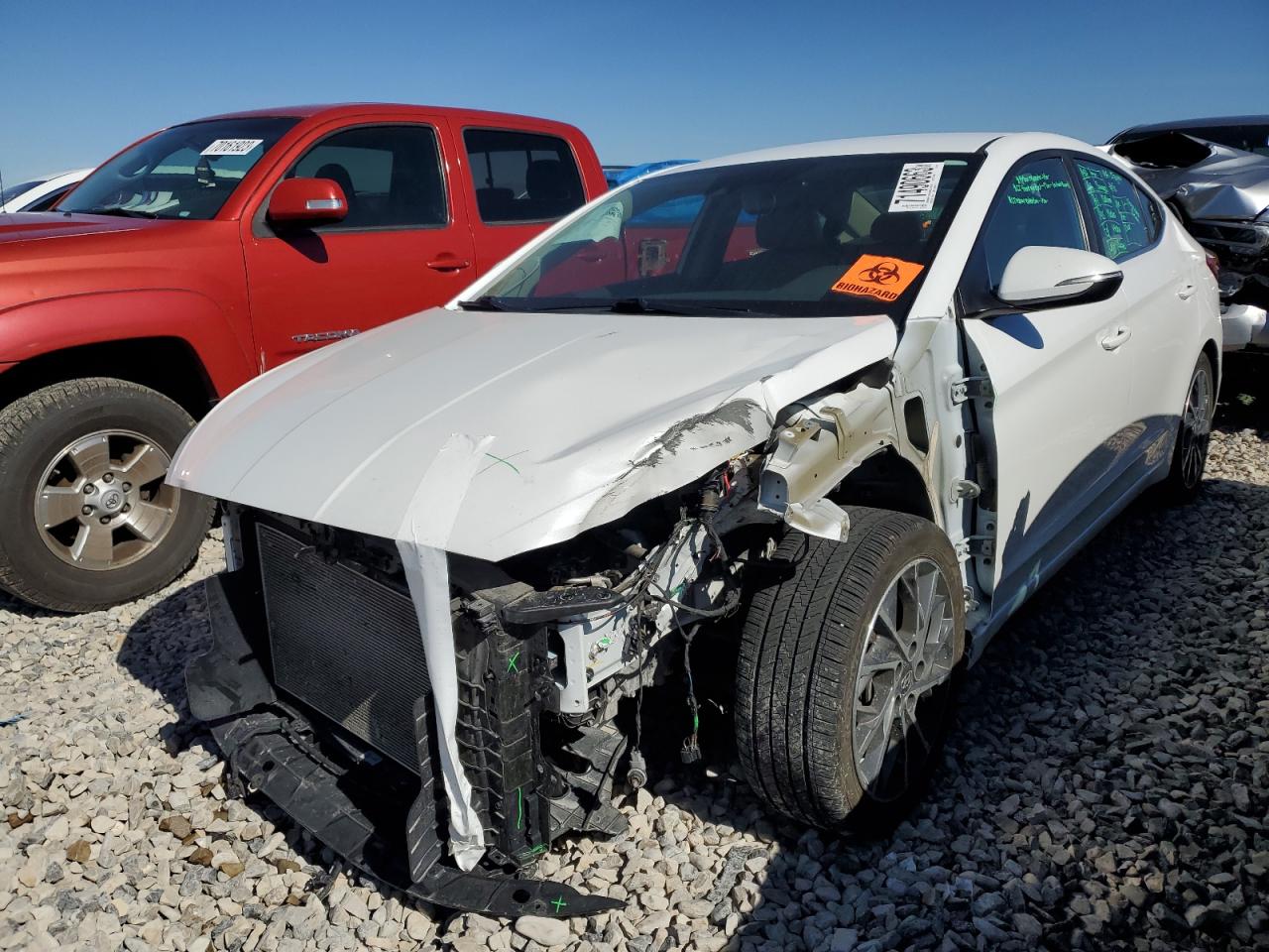 Image 1 of 2019 HYUNDAI ELANTRA SEL 2019 with VIN 5NPD84LFXKH479597