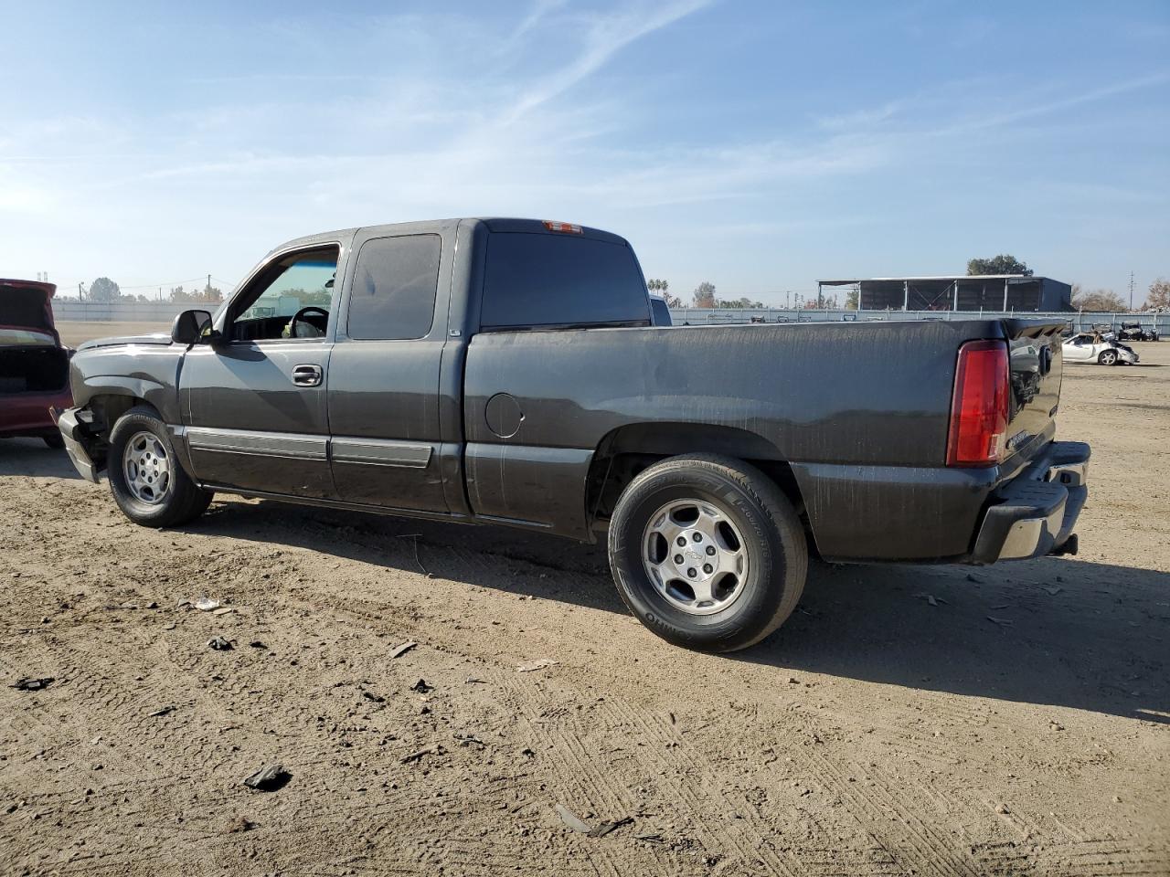 Obraz 2 z 2003 CHEVROLET SILVERADO C1500 2003 z VIN 2GCEC19V331271760