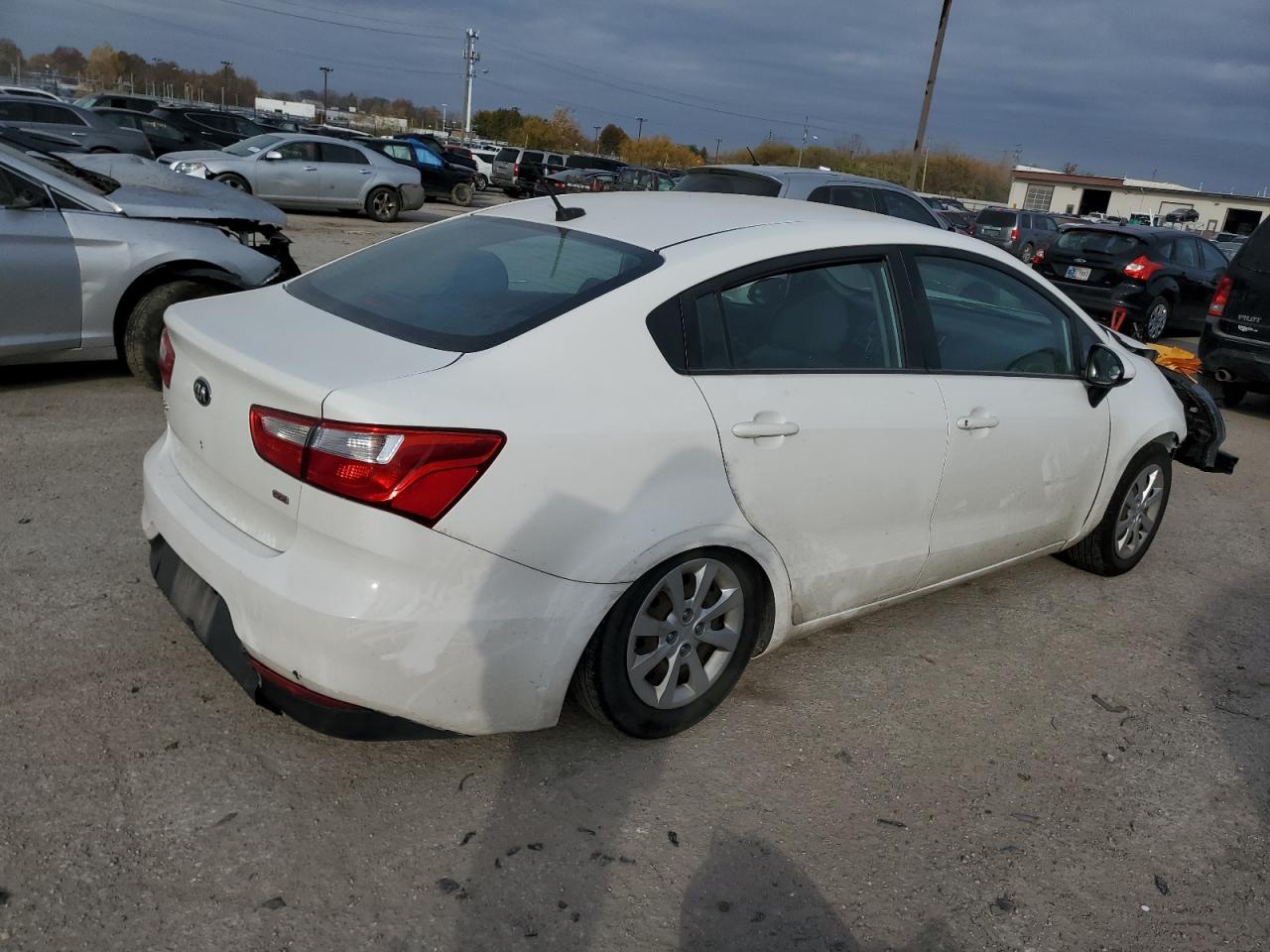 Image 3 of 2016 KIA RIO LX 2016 with VIN KNADM4A39G6633574