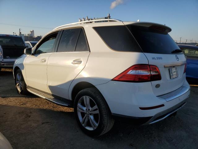 Obraz 2 z 2015 MERCEDES-BENZ ML 350 4MATIC 2015 z VIN 4JGDA5HB7FA524701