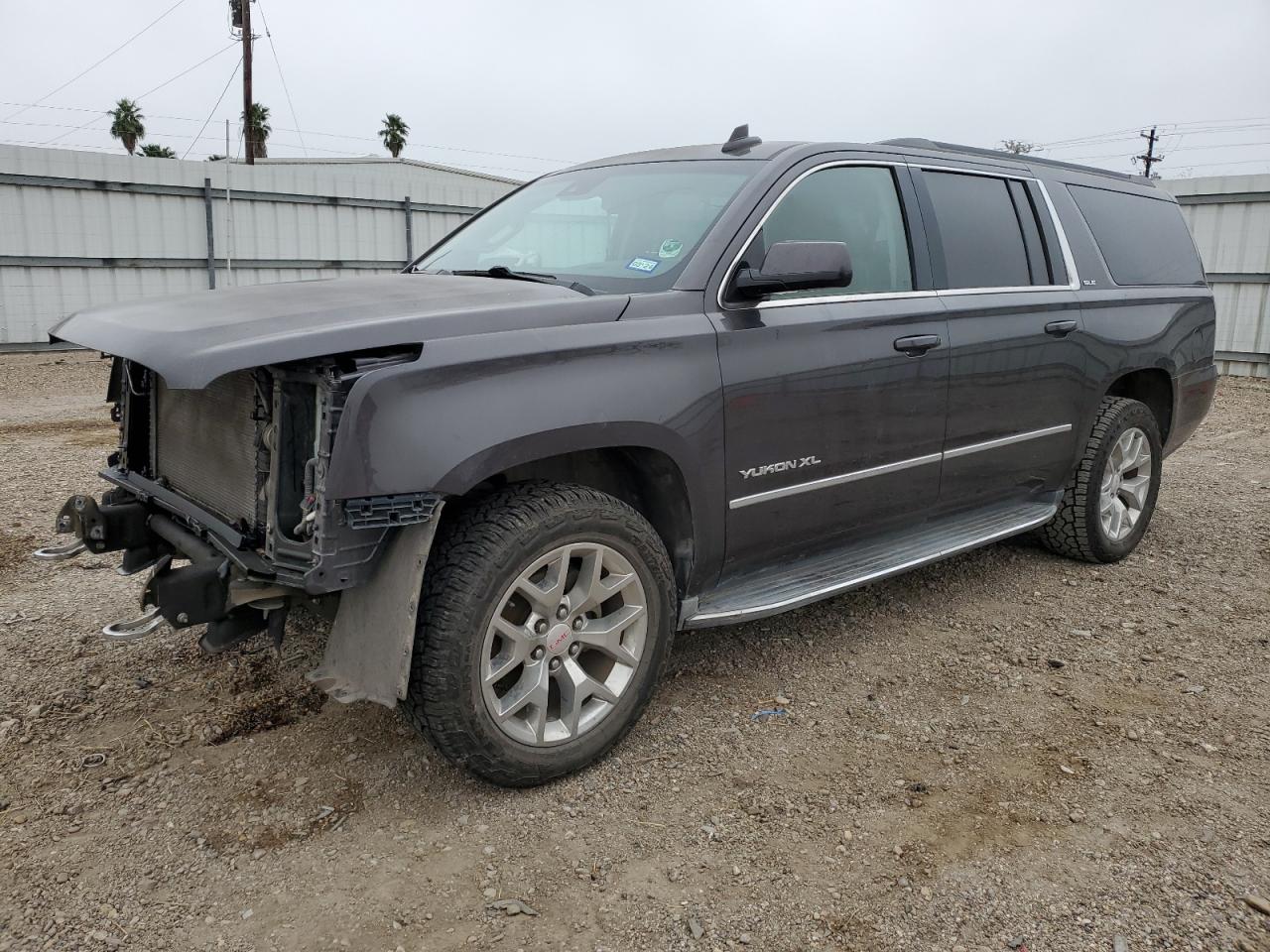 2016 GMC YUKON XL C1500 SLE 2016 image