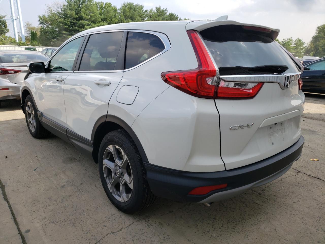 Изображение 2 2019 HONDA CR-V EXL 2019 с VIN 2HKRW2H82KH637537