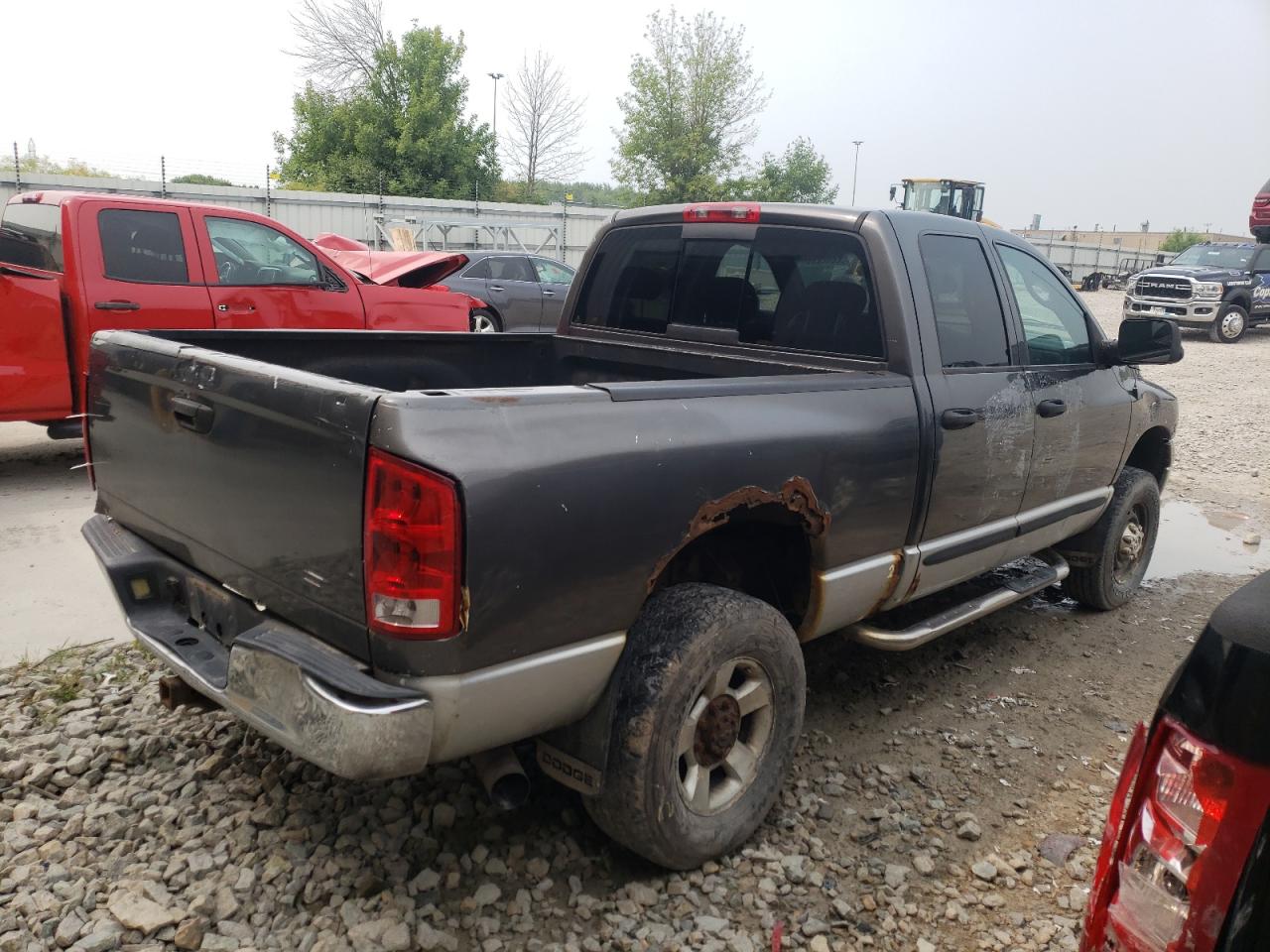 Image 3 of 2004 DODGE RAM 3500 ST 2004 with VIN 3D7LU38C44G159029