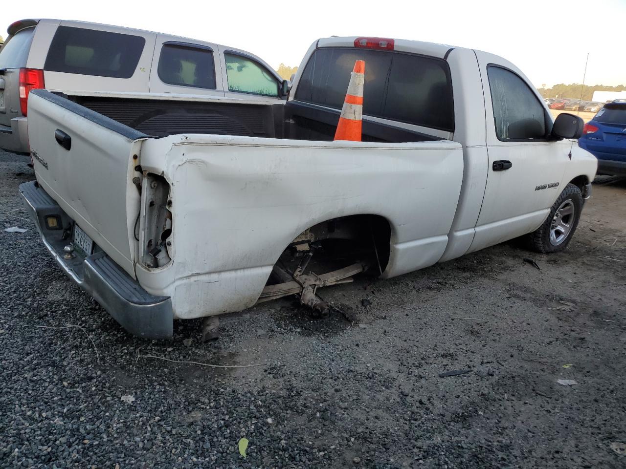 Image 3 of 2003 DODGE RAM 1500 ST 2003 with VIN 1D7HA16KX3J516451